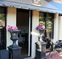 Luxe Spa on Kensington - Hotel Accommodation