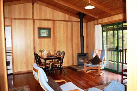 Hawke Brook Chalets - Hotel Accommodation 4