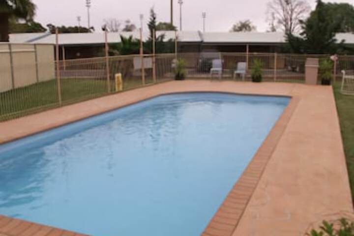 Tonderburine NSW Hotel Accommodation