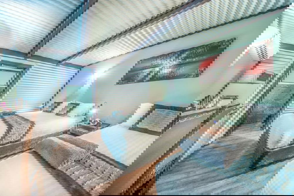 Bete Bolong VIC Hotel Accommodation