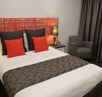 Golden Chain Tower Motor Inn - Hotel Accommodation