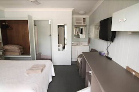 Motel Melrose - Hotel Accommodation 5