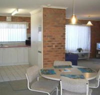 Fronds Holiday Apartments - Hotel Accommodation
