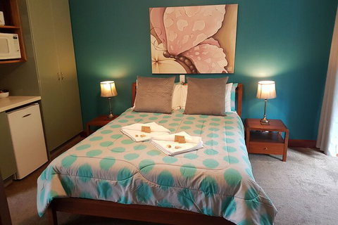 Adamsons Riverside Accommodation - Hotel Accommodation 4