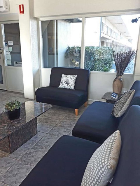 SureStay Hotel By Best Western Karinga Motel - Hotel Accommodation 5