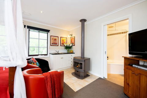 Holly Lodge - Hotel Accommodation 2