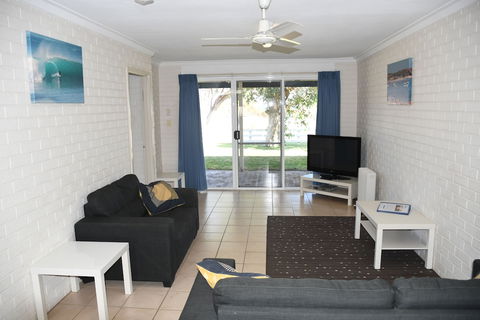 Kalbarri Seafront Villas - Hotel Accommodation 3