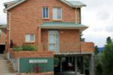 Twin Seasons 5 Deluxe Holiday Apartment - Hotel Accommodation 0