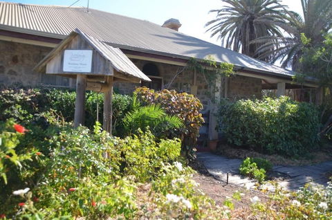 Weelaway - Hotel Accommodation 0