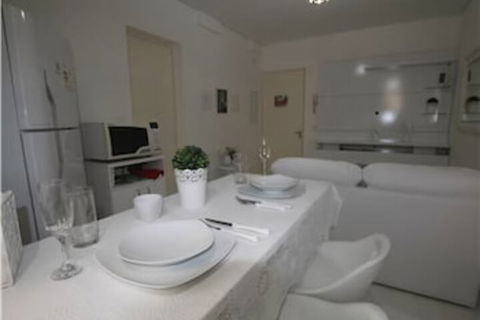 Lotus Boutique Apartments By Peace World - Hotel Accommodation 1
