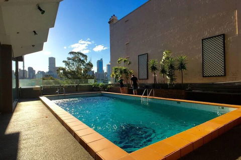 Meticulously Designed Sydney Aptmnt - Hotel Accommodation 2