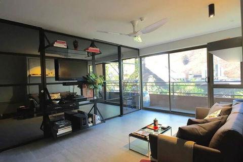 Meticulously Designed Sydney Aptmnt - Hotel Accommodation 5