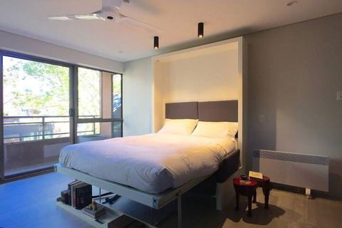 Meticulously Designed Sydney Aptmnt - Hotel Accommodation 6