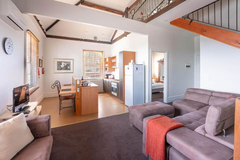Raffless - Hotel Accommodation 4