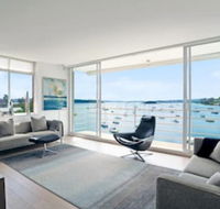 2 Bedroom Apartment With Bay View - Hotel Accommodation