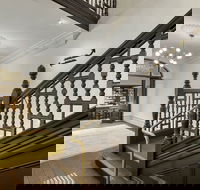 Farmers Home Hotel - Hotel Accommodation