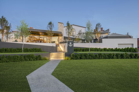 Farmers Home Hotel - Hotel Accommodation 1