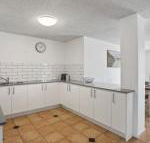 2 / 56 Lawson StreetatClarkes Beach - Hotel Accommodation