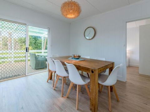 DRIFTAWAY ACROSS FROM SURF BEACH - Hotel Accommodation 3