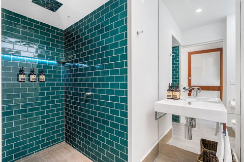 A Perfect Stay - 4 James Cook Apartments - Hotel Accommodation 4
