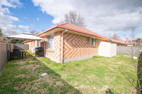 Central March 2 Bed Walk Everywhere - Hotel Accommodation 5