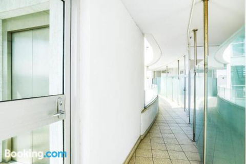 Bayline Beachfront Apartment No 4 - Hotel Accommodation 1