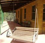 Back to the Bush - Hotel Accommodation