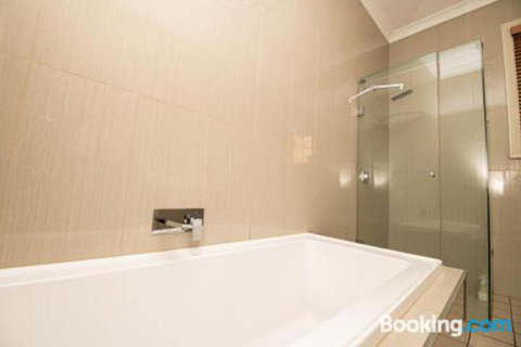 William Cottage Central Heritage Home - Hotel Accommodation 6