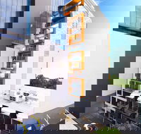 Tom's Court Hotel - Hotel Accommodation