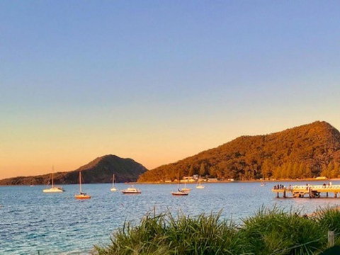 C A L M At Beautiful Shoal Bay - Hotel Accommodation 1