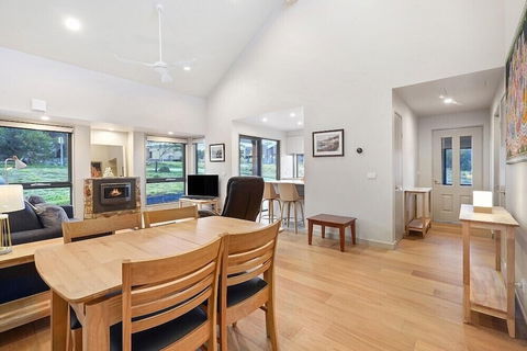 Black Out - Hotel Accommodation 5