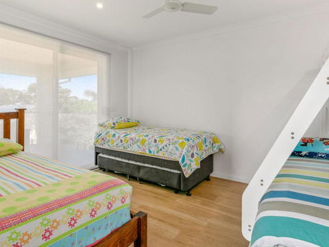 Wild Waves - Hotel Accommodation 3