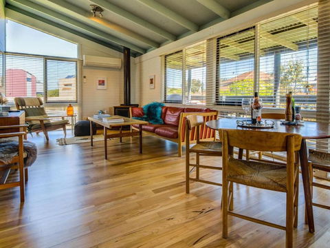 Ocean Reach Retreat - Hotel Accommodation 1