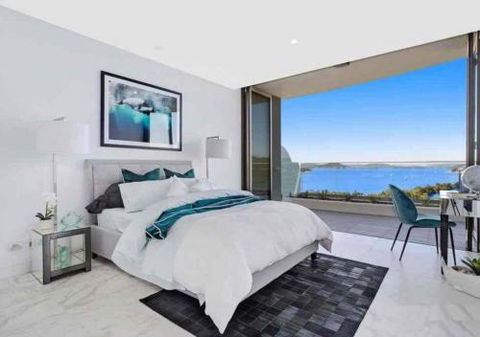 Stylish Penthouse With Views & Jacuzzi - Hotel Accommodation 4