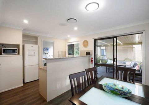 Convenient Location Close To Tuggerah Lake - Hotel Accommodation 2
