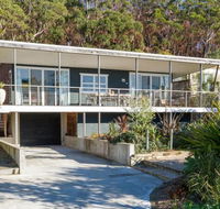 Palmwood at Hyams Beach 4pm Check Out Sundays - Hotel Accommodation