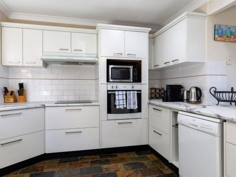 MYSTIC SANDS Gerroa 4pm Check Out Sundays - Hotel Accommodation 1