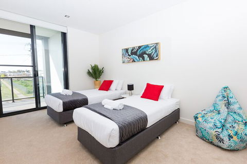 Urban Jungle In The Heart Of The CBD - Hotel Accommodation 2