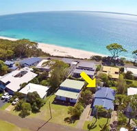 Bimbimbie at Hyams Beach 4pm Check Out Sundays - Hotel Accommodation
