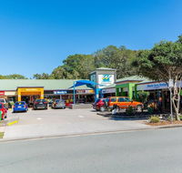 Views of Moreton Island From Balcony at Beachside Haven Rickman Pde Woorim - Hotel Accommodation