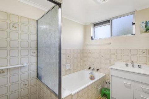 6 Of 12 To 14 Crisallen Street Port Macquarie - Hotel Accommodation 1