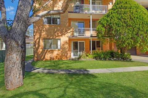 6 Of 12 To 14 Crisallen Street Port Macquarie - Hotel Accommodation 5