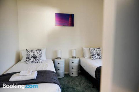 Rockpool Cottage - Hotel Accommodation 2