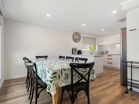 Rosebud Family Escape On Laurens - Hotel Accommodation 1