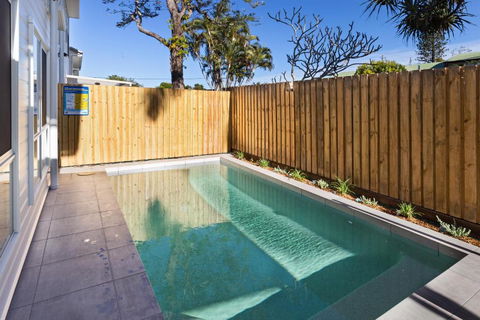 11 Ann Street Coolum Beach - Hotel Accommodation 3