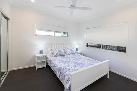 11 Ann Street Coolum Beach - Hotel Accommodation 4