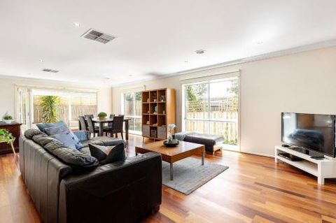 Rosebud Seaside Accommodation - Hotel Accommodation 2