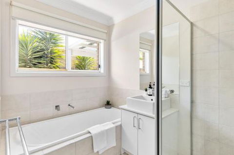 Rosebud Seaside Accommodation - Hotel Accommodation 5