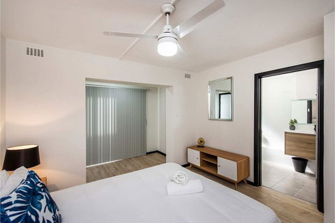 Modern 1 Bedroom Apartment Near The River And The City - Hotel Accommodation 1