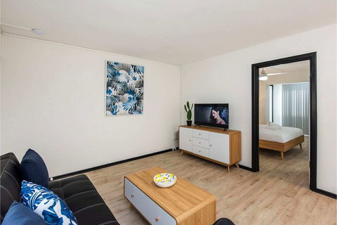 Modern 1 Bedroom Apartment Near The River And The City - Hotel Accommodation 2